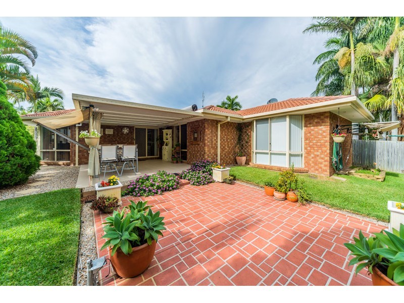 34 Cootharaba Drive, Helensvale QLD 4212