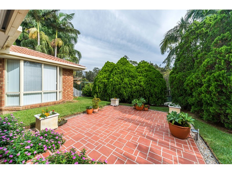 34 Cootharaba Drive, Helensvale QLD 4212