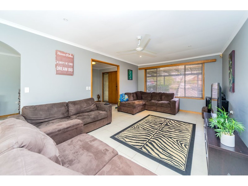 9 Martin Place, Helensvale QLD 4212