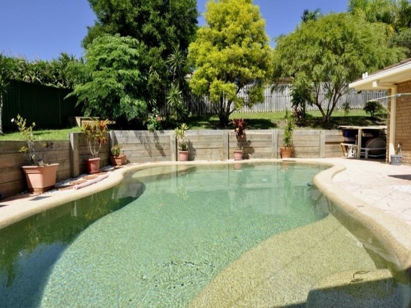 19 Lismore Drive, Helensvale QLD 4212