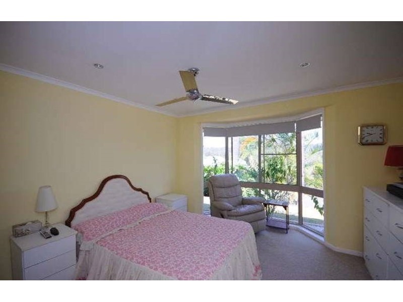 19 Lismore Drive, Helensvale QLD 4212