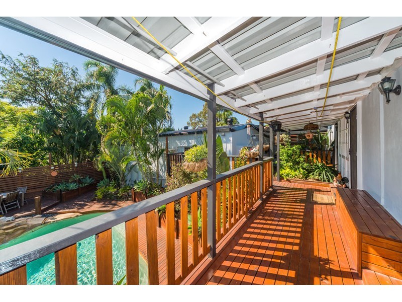 12 Dromana Crescent, Helensvale QLD 4212