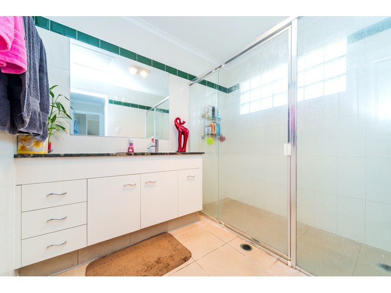 12 Dromana Crescent, Helensvale QLD 4212