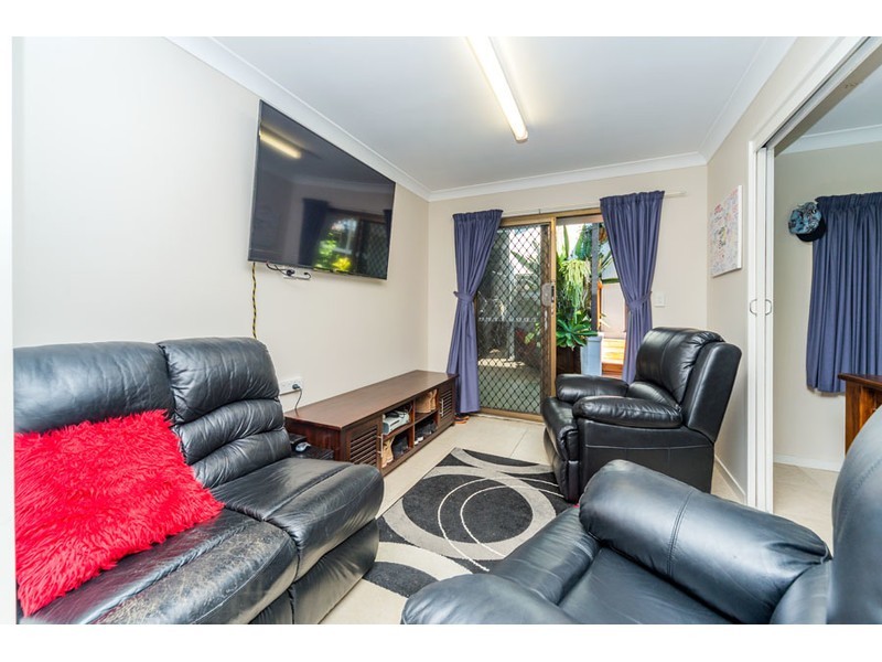 12 Dromana Crescent, Helensvale QLD 4212