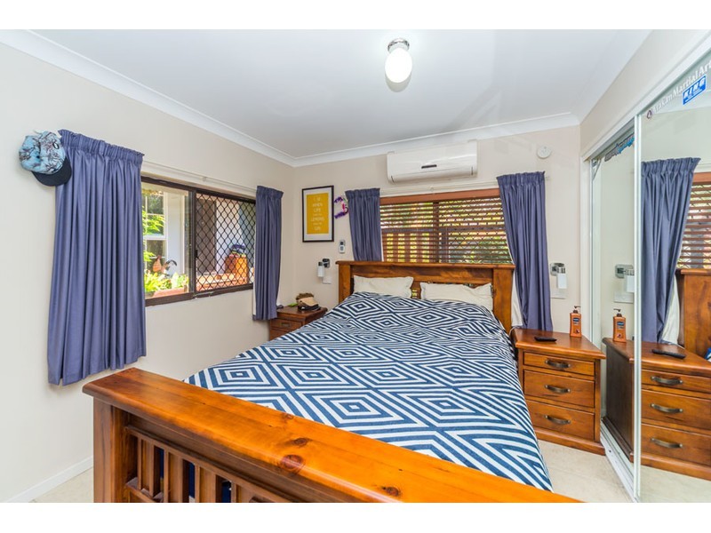 12 Dromana Crescent, Helensvale QLD 4212