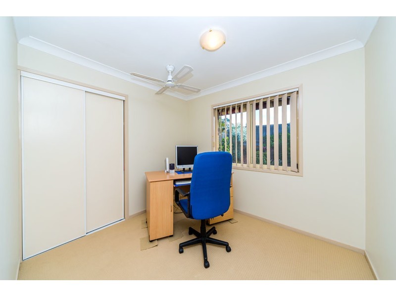 10 Plimsoll Place, Helensvale QLD 4212