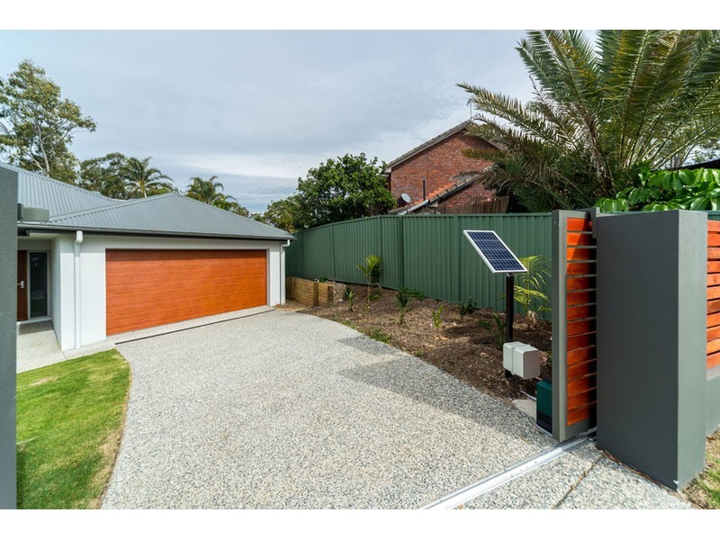 3 Quirindi Court, Helensvale QLD 4212