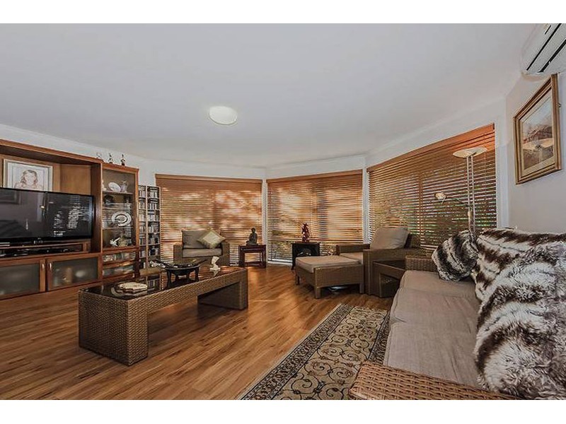 49 Cootharaba Drive, Helensvale QLD 4212