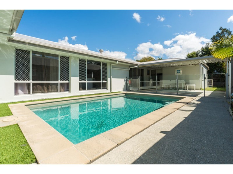 3 Casuarina Way, Helensvale QLD 4212