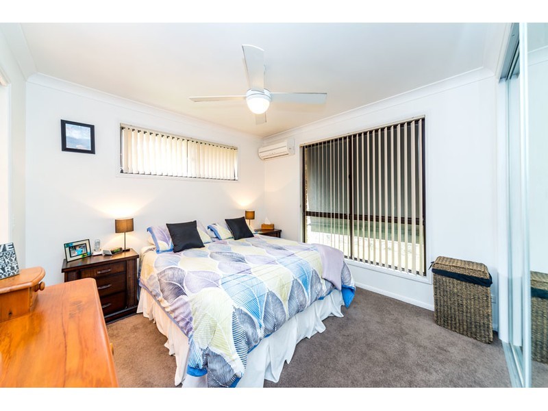 18 Mullewa Crescent, Helensvale QLD 4212