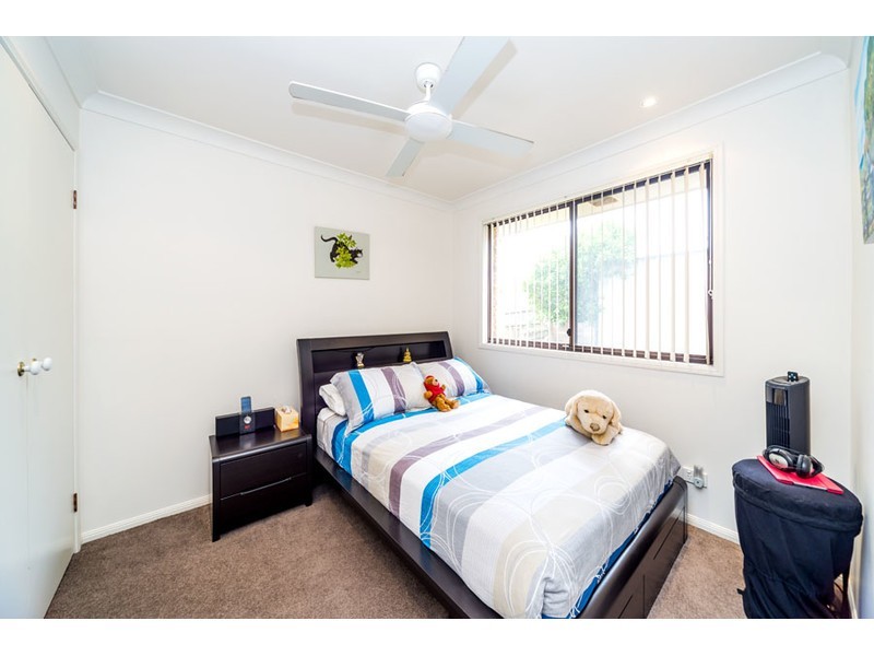 18 Mullewa Crescent, Helensvale QLD 4212