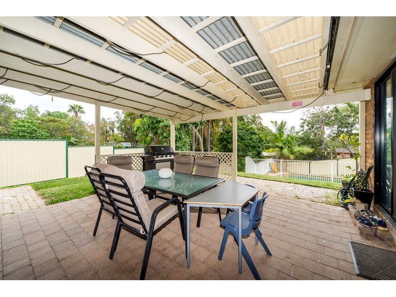 18 Mullewa Crescent, Helensvale QLD 4212