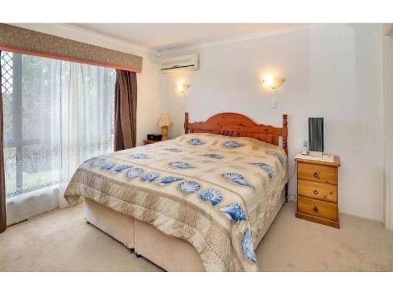 51 Gippsland Drive, Helensvale QLD 4212
