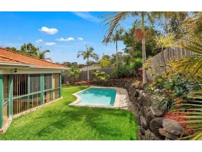 51 Gippsland Drive, Helensvale QLD 4212