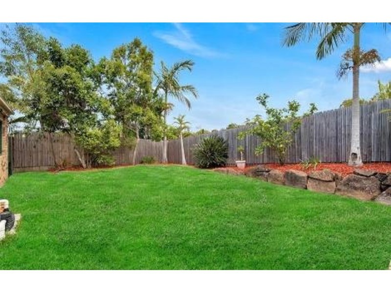 51 Gippsland Drive, Helensvale QLD 4212