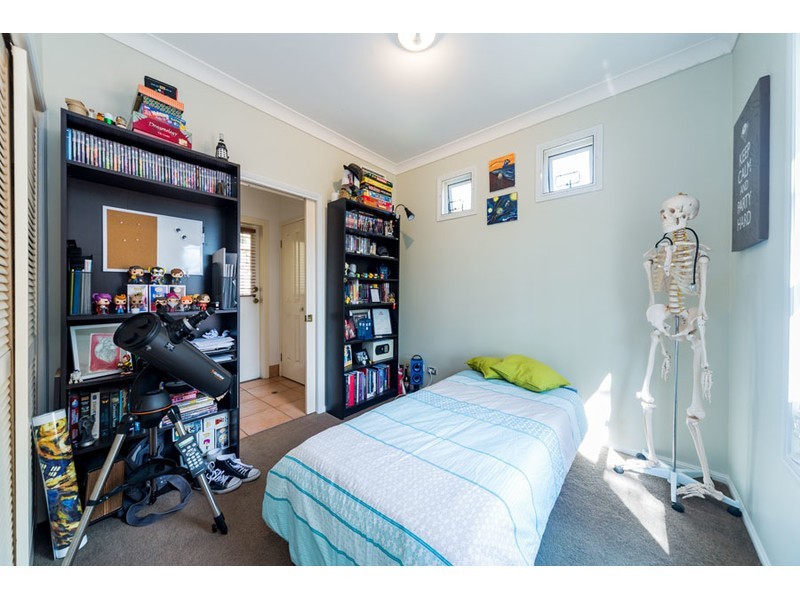 12 Pacific Pines Boulevard, Pacific Pines QLD 4211