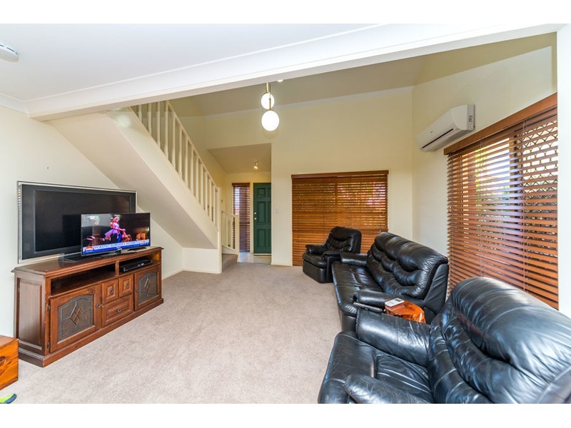 10/2 Doyalson Place, Helensvale QLD 4212