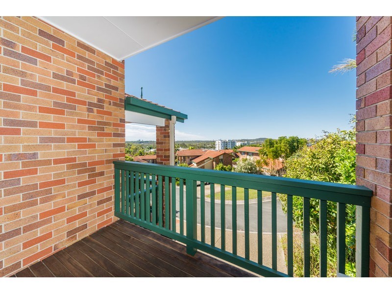 10/2 Doyalson Place, Helensvale QLD 4212