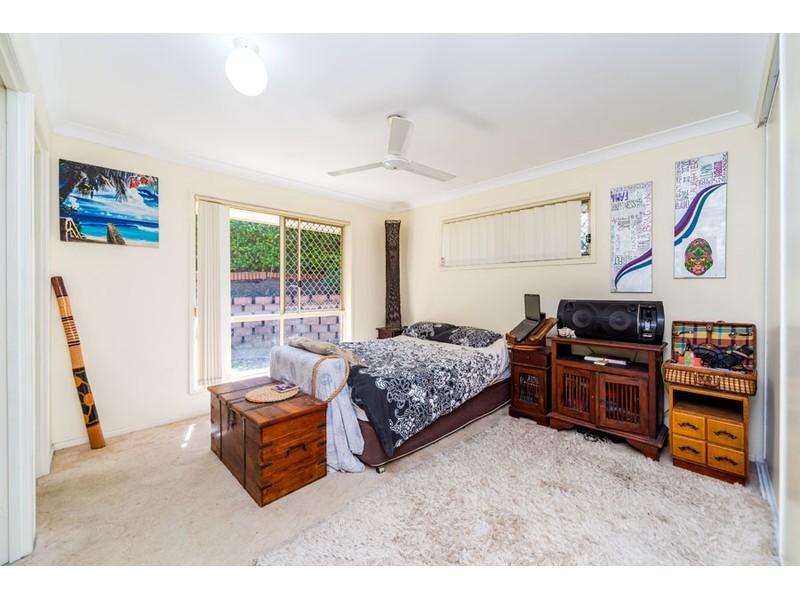 11 Malekula Rise, Pacific Pines QLD 4211