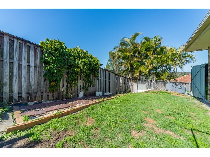 11 Malekula Rise, Pacific Pines QLD 4211