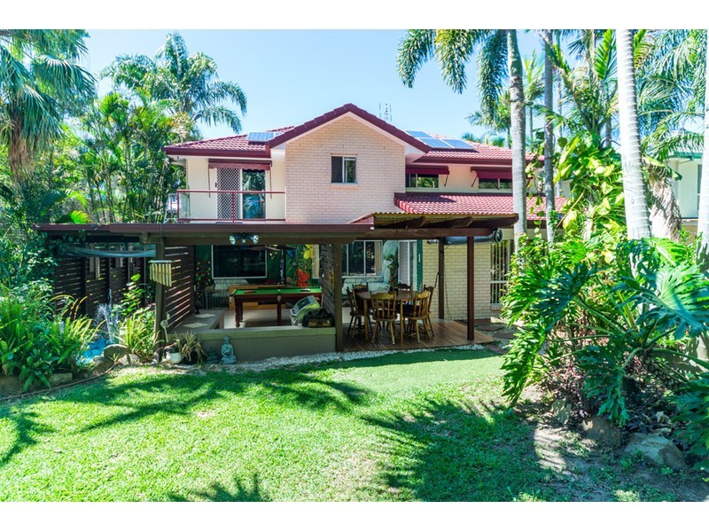 9 Urangan Court, Helensvale QLD 4212