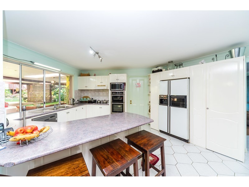 9 Urangan Court, Helensvale QLD 4212