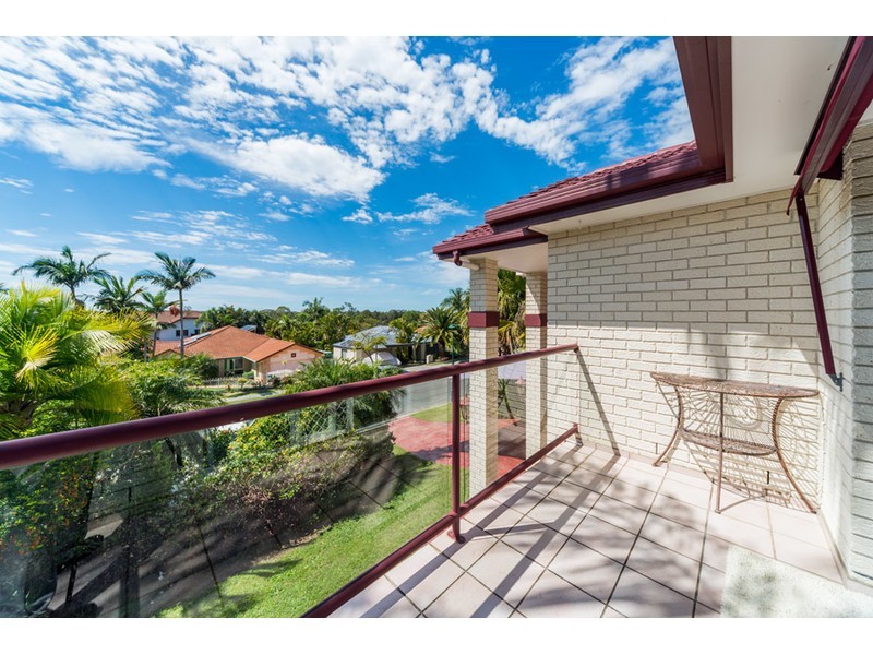 9 Urangan Court, Helensvale QLD 4212
