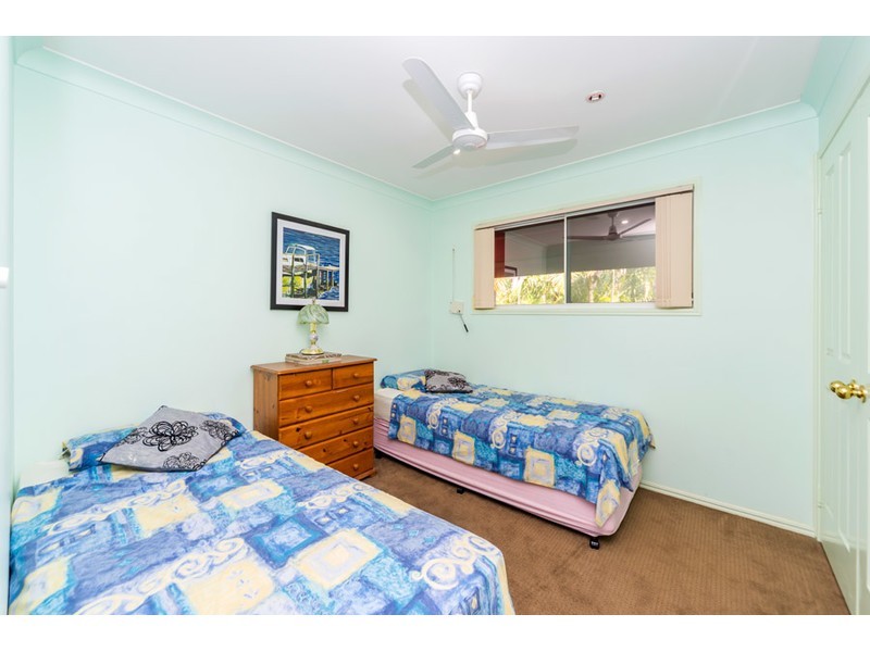 9 Urangan Court, Helensvale QLD 4212