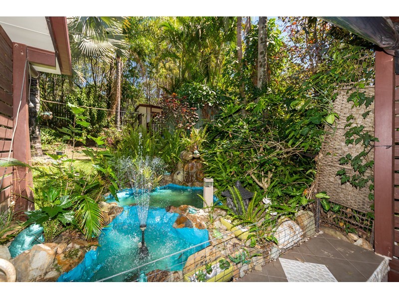 9 Urangan Court, Helensvale QLD 4212