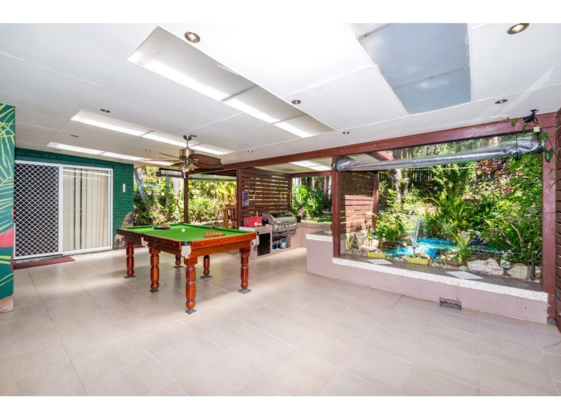 9 Urangan Court, Helensvale QLD 4212