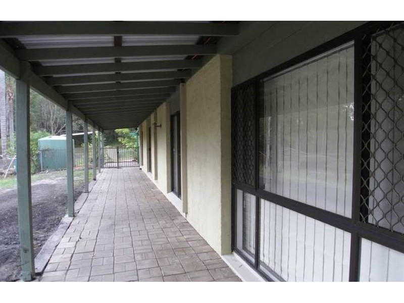 5 Woodside Place, Helensvale QLD 4212