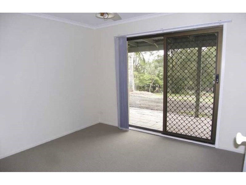 5 Woodside Place, Helensvale QLD 4212