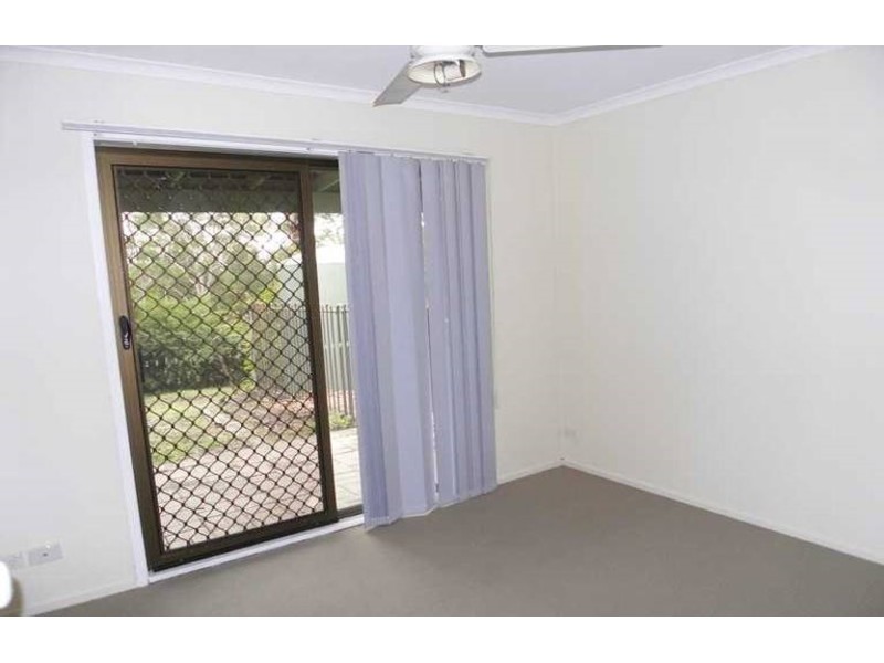 5 Woodside Place, Helensvale QLD 4212