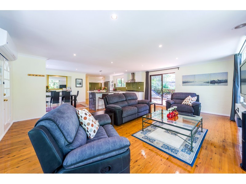 729 Tamborine Oxenford Road, Upper Coomera QLD 4209