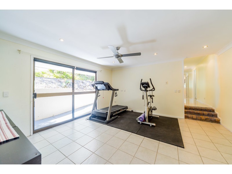 729 Tamborine Oxenford Road, Upper Coomera QLD 4209