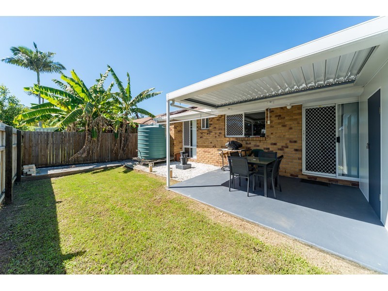 2/16 River Oak Drive, Helensvale QLD 4212