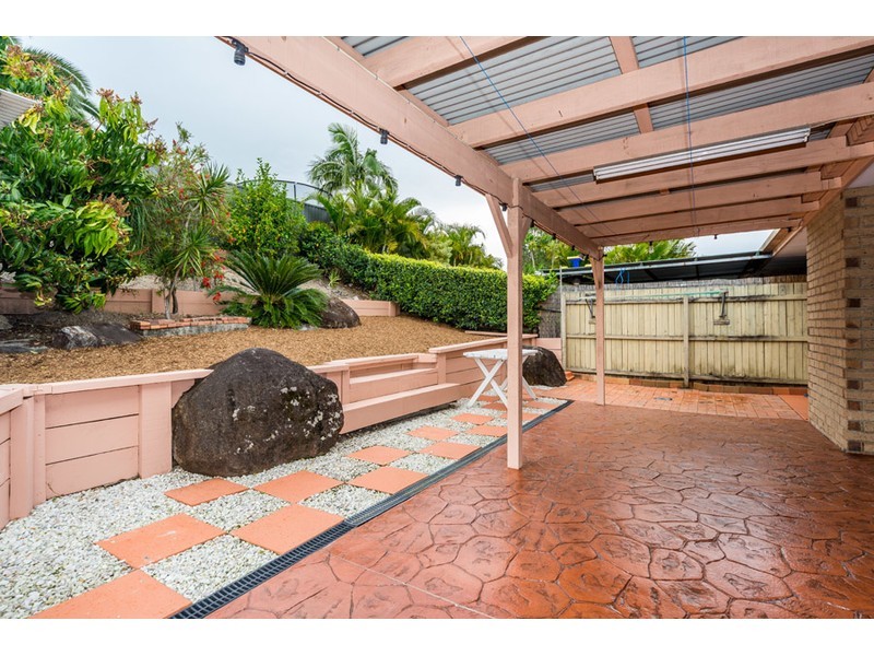 2/18 Artists Avenue, Oxenford QLD 4210