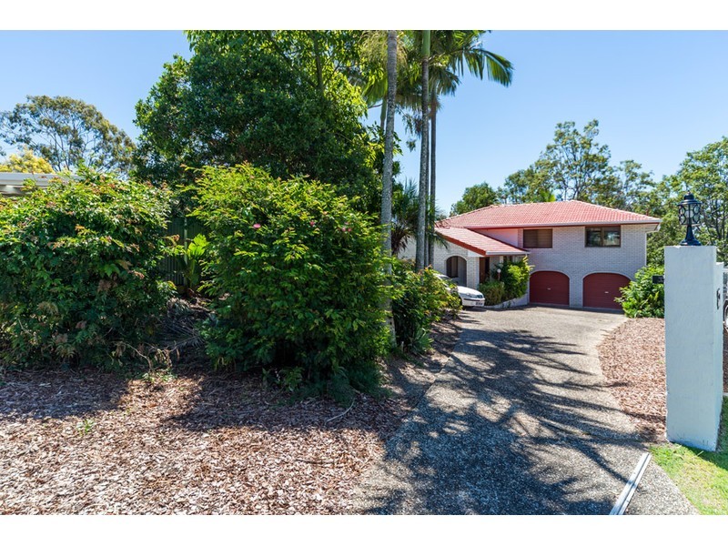 4 The Promontory, Helensvale QLD 4212