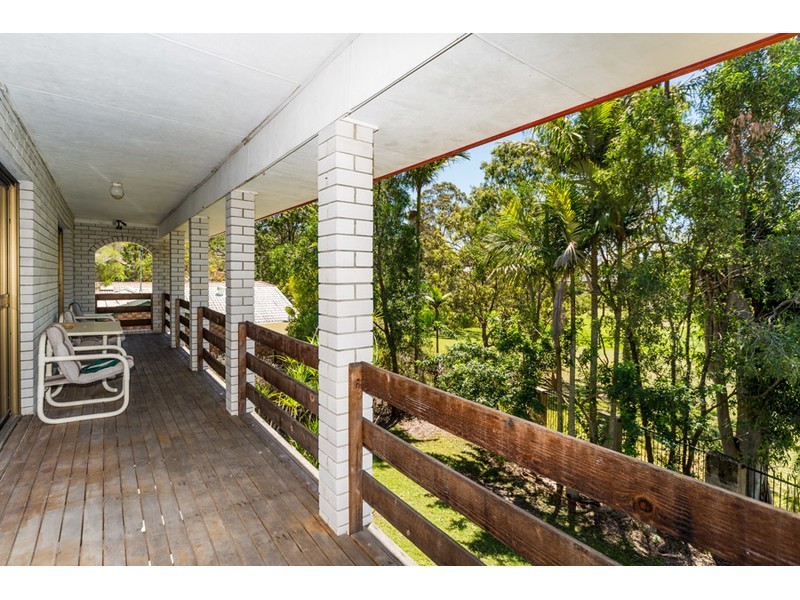 4 The Promontory, Helensvale QLD 4212