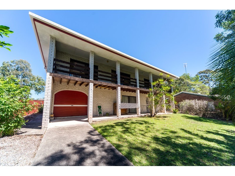 4 The Promontory, Helensvale QLD 4212