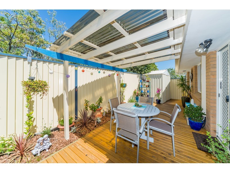 2/1 Universal Street, Oxenford QLD 4210