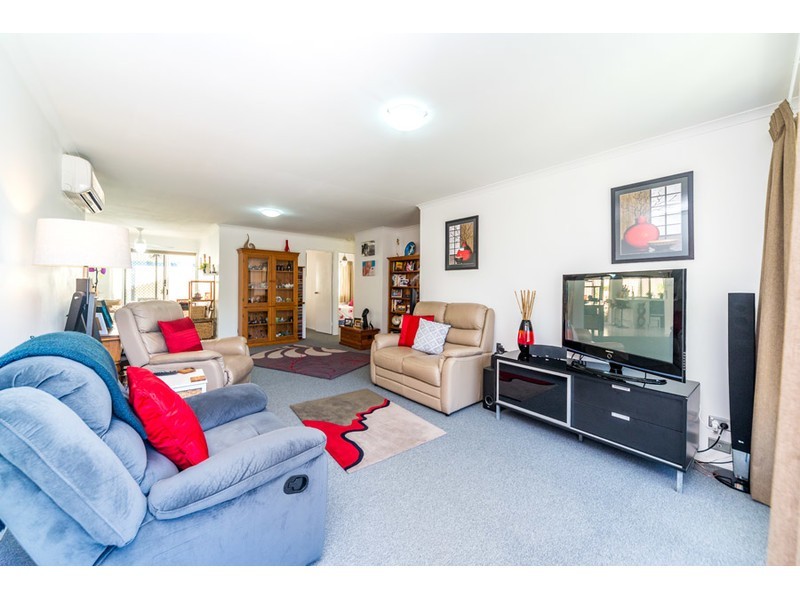 2/1 Universal Street, Oxenford QLD 4210