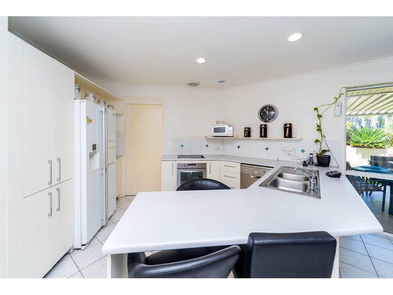 258 Discovery Drive, Helensvale QLD 4212