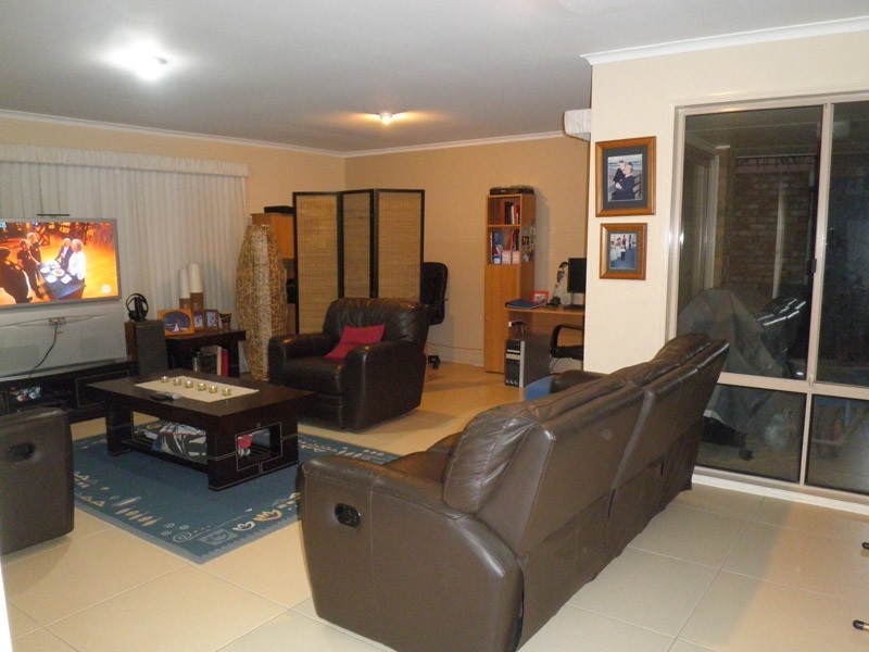 2 Samford Court, Helensvale QLD 4212