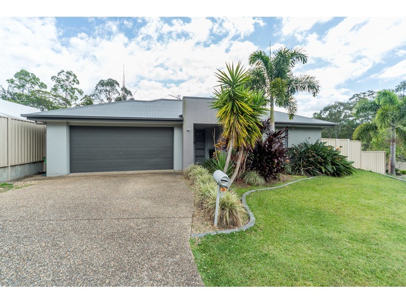 1 Caragh Crescent, Oxenford QLD 4210