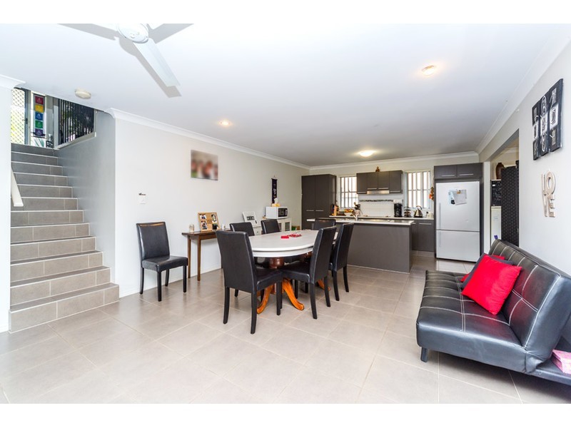 1 Caragh Crescent, Oxenford QLD 4210