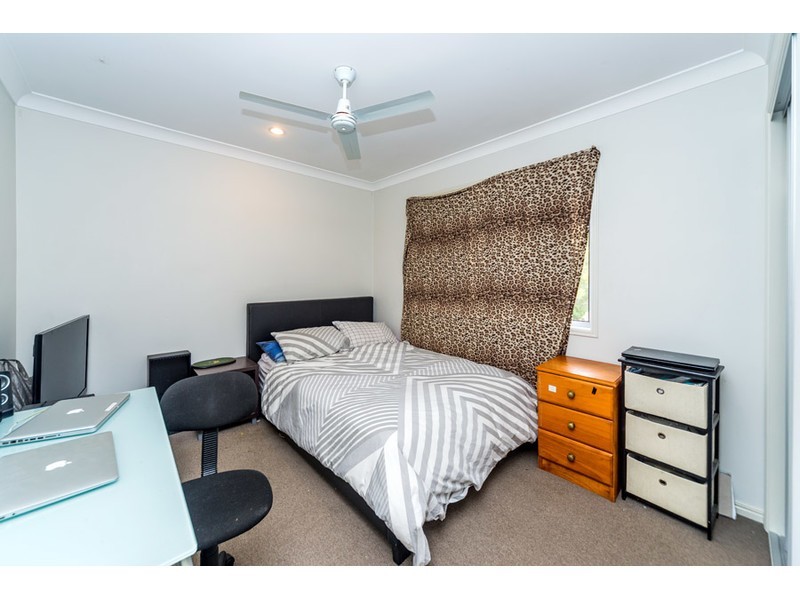 1 Caragh Crescent, Oxenford QLD 4210