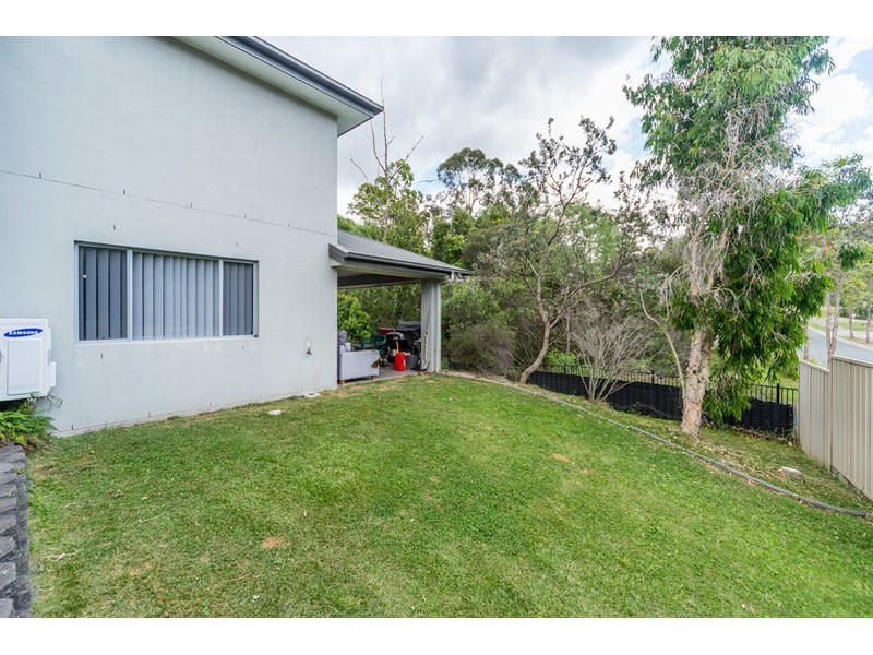 1 Caragh Crescent, Oxenford QLD 4210