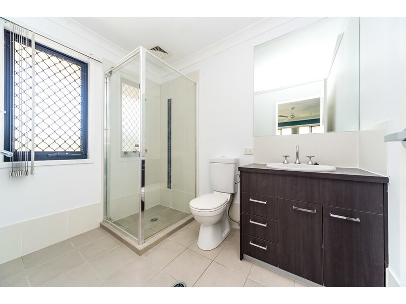 13 Silver Dawn Crescent, Oxenford QLD 4210