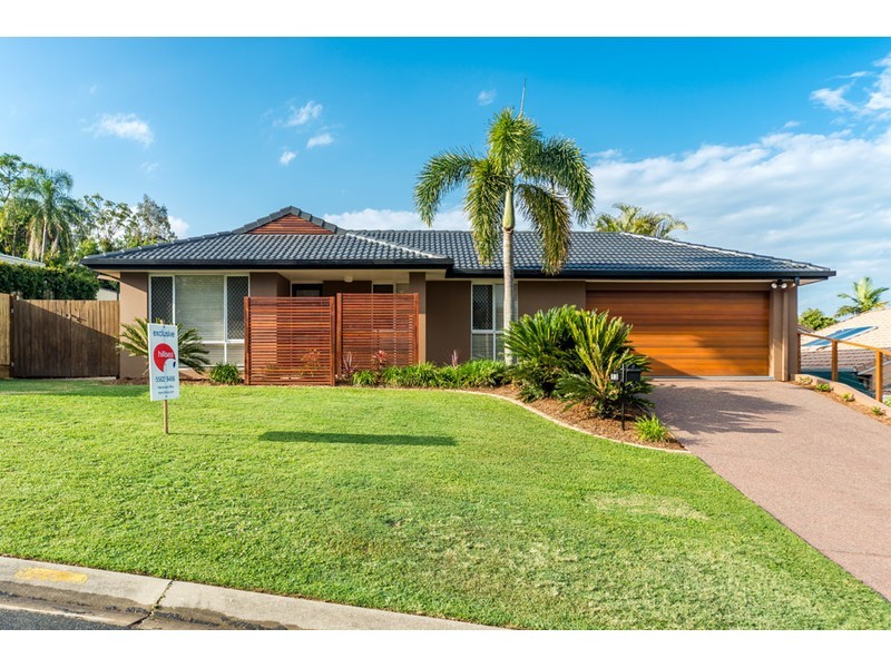 13 Adaminaby Drive, Helensvale QLD 4212